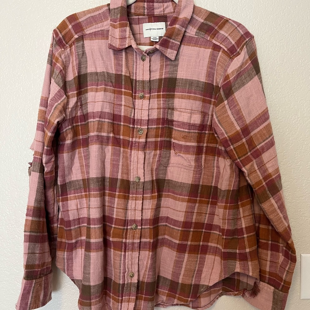 American Eagle distressed flannel